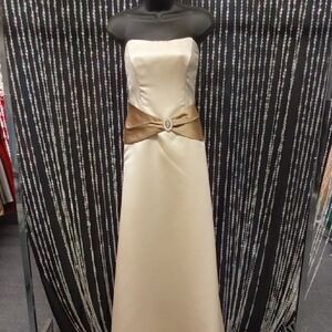Satin Strapless Cream Dress with Gold Belt